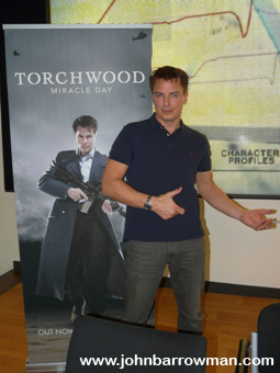 HMV, Oxford Circus signing event